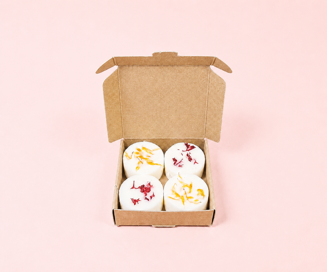 Everyday kraft wax melt boxes to hold 4 wax melts, tea-lights or chocolates.