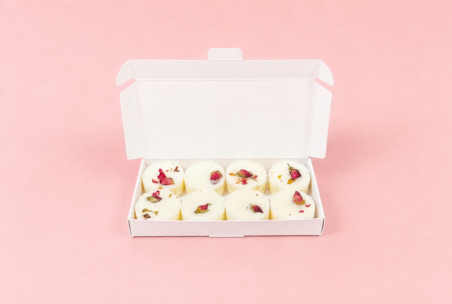 Everyday White wax melt boxes to hold 8 wax melts, tea-lights or chocolates.